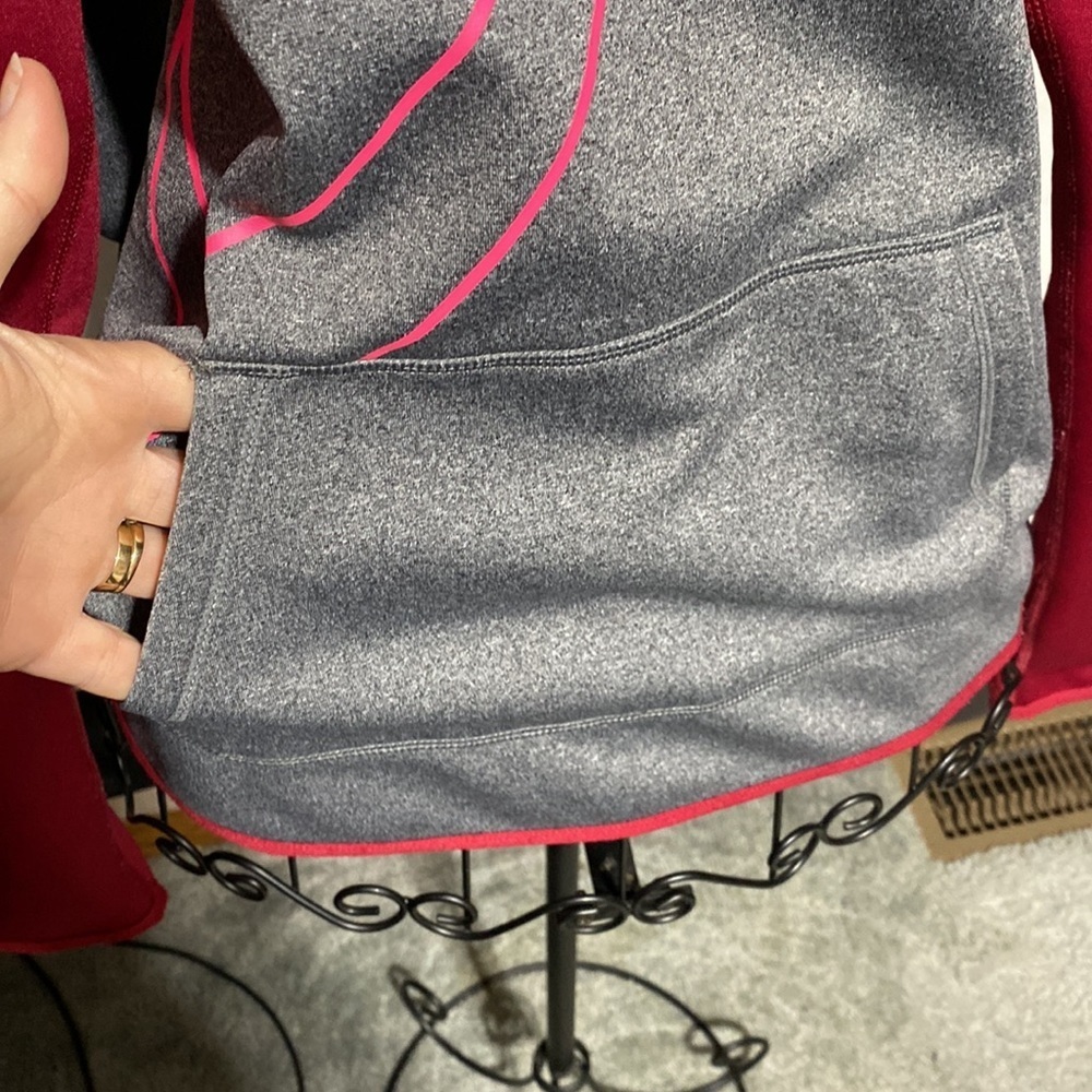 Nike hoodie​​​ - Picture 3 of 8
